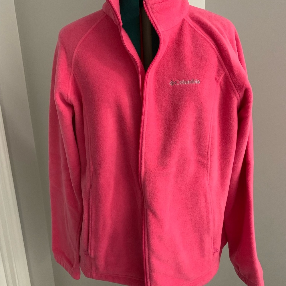 Columbia Woman’s Pink Fleece Jacket